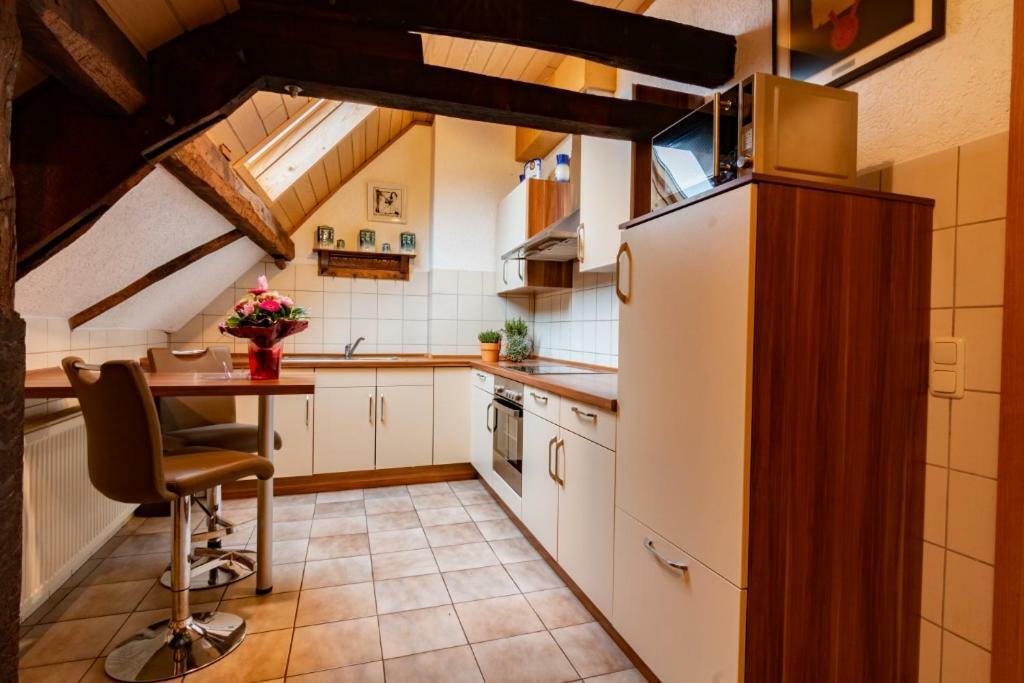 Ferienwohnung Flaemisches Weinhaus 温特里希 外观 照片